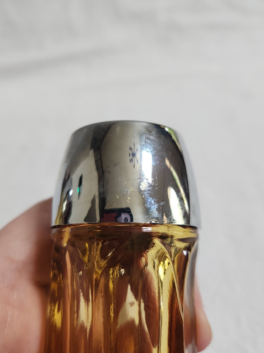 Amber Glass Salt & Pepper Shakers - Picture 7 of 10